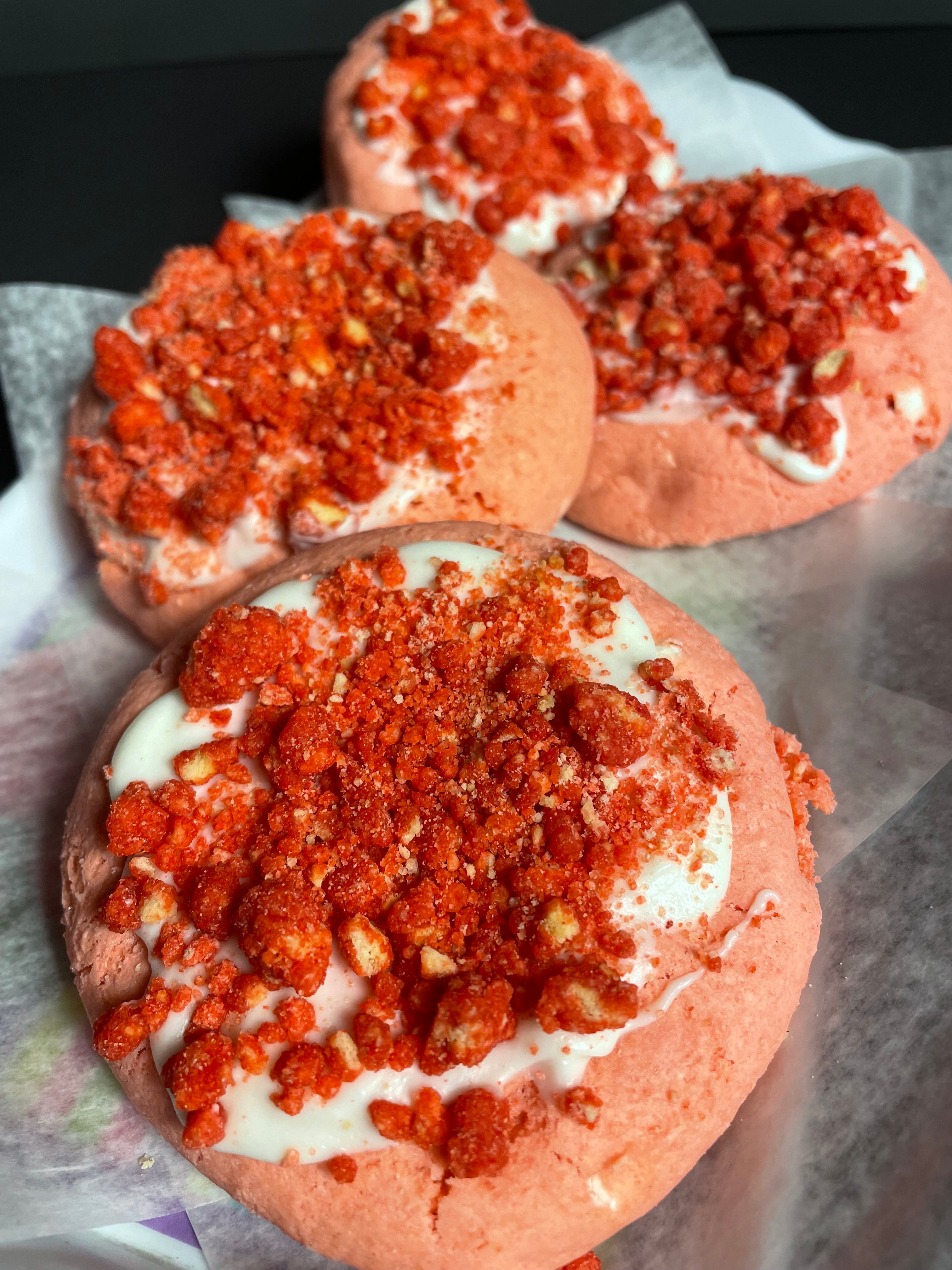 Strawberry Shortcake Crunch Cookie