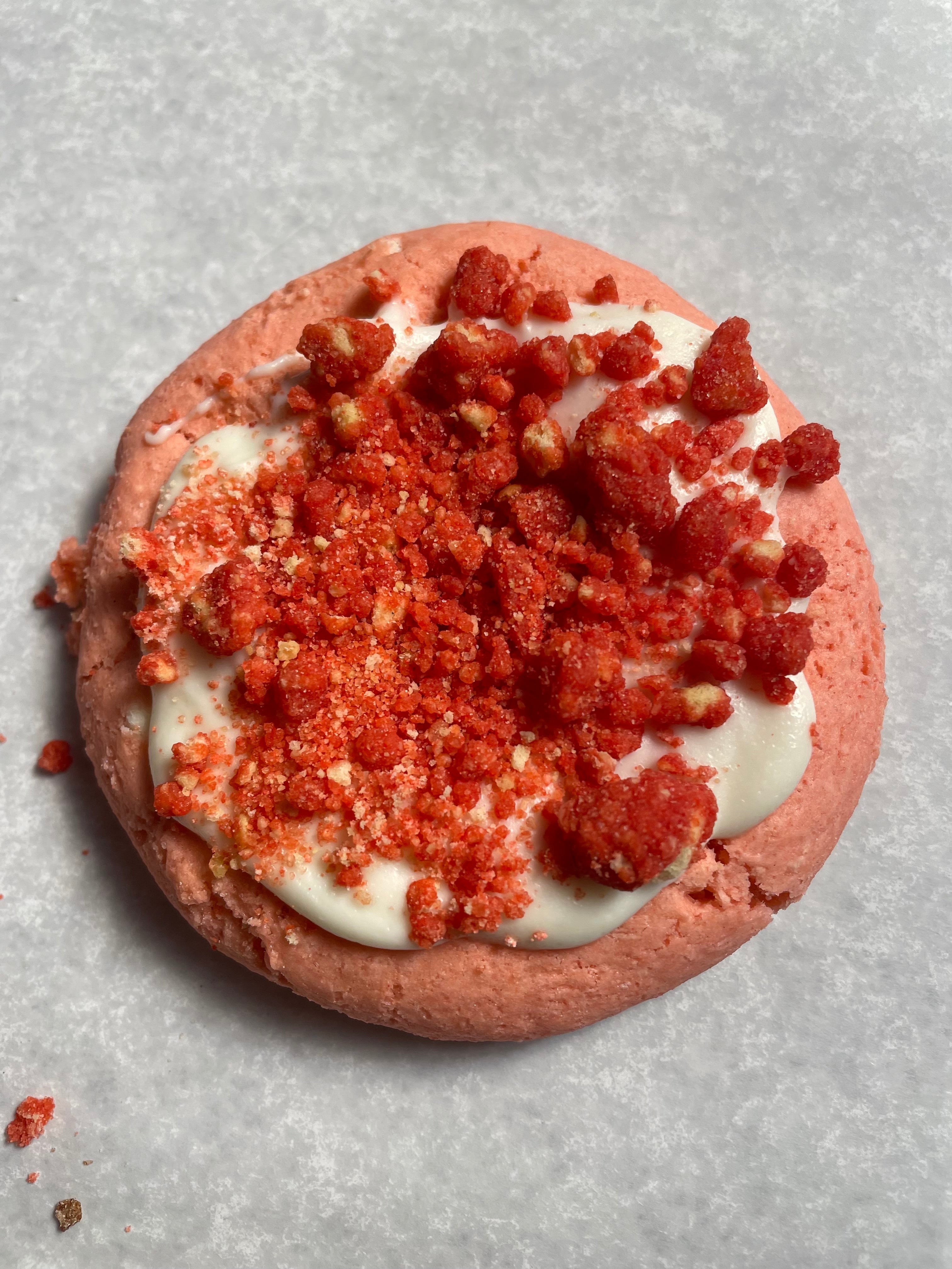 Strawberry Shortcake Crunch Cookie